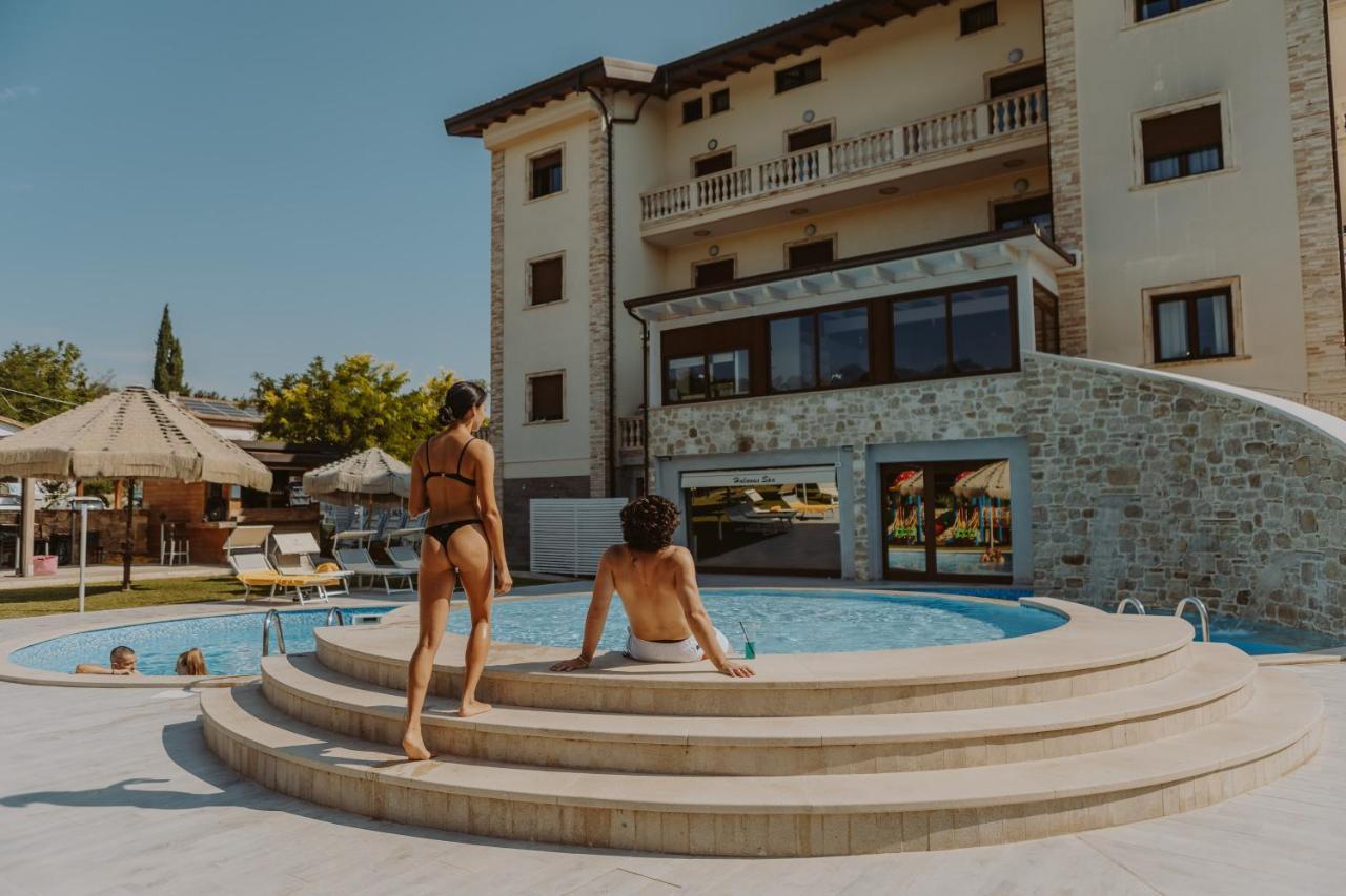 Halanus Hotel And Resort Alanno Eksteriør billede
